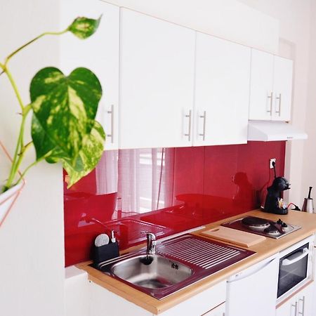 Studio Coral Appartement Kalamáta Buitenkant foto