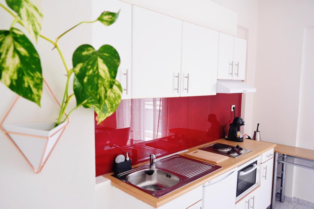 Studio Coral Appartement Kalamáta Buitenkant foto